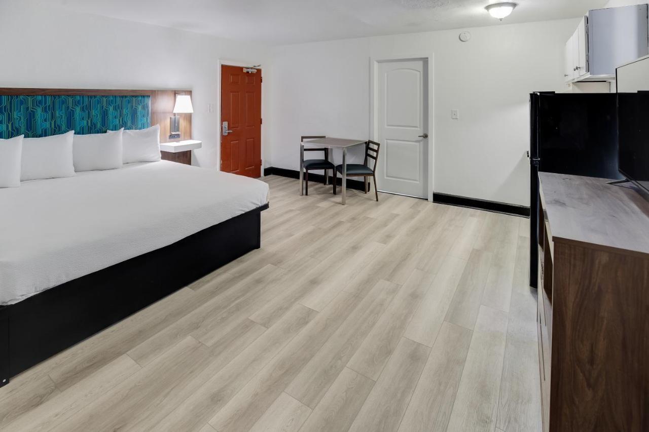 Blu Atlantic Hotel & Suites マートルビーチ エクステリア 写真