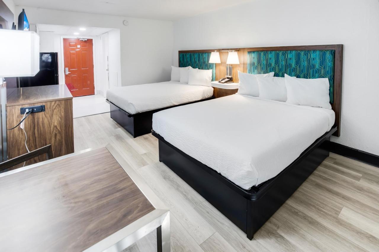 Blu Atlantic Hotel & Suites マートルビーチ エクステリア 写真