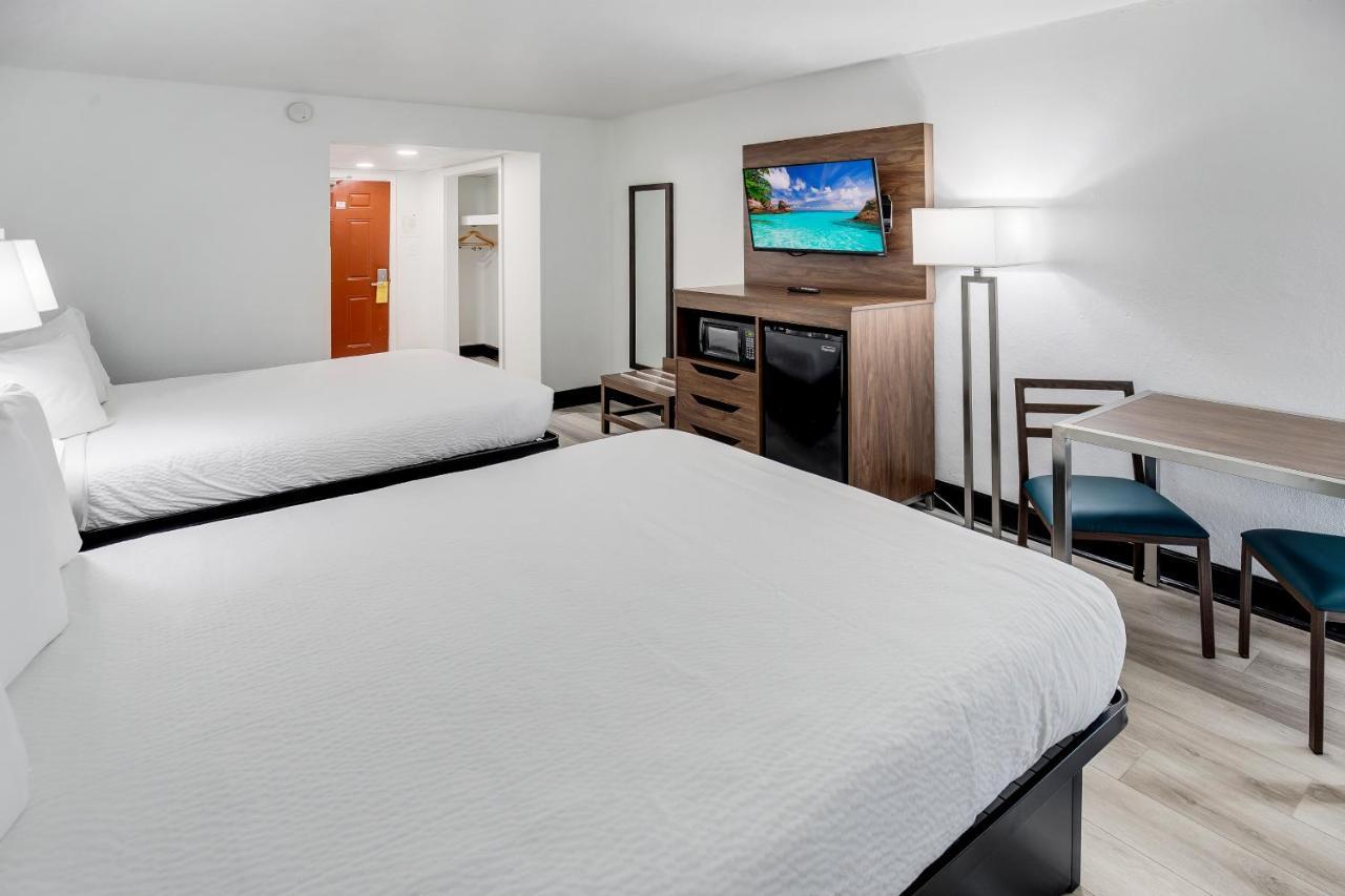 Blu Atlantic Hotel & Suites マートルビーチ エクステリア 写真